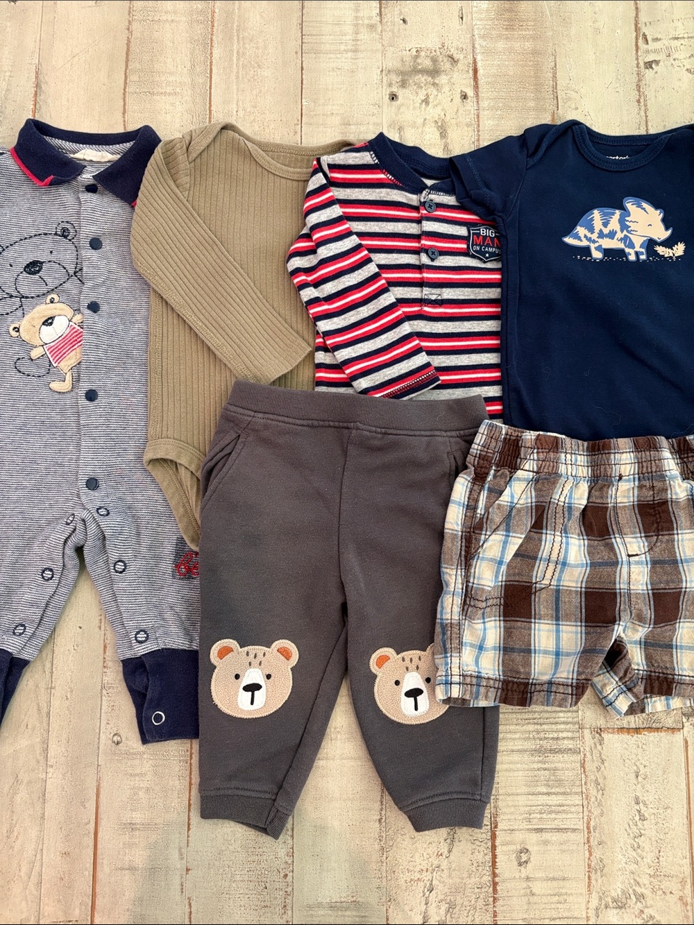 Carter’s 6 Piece 6-9 Months Baby Boys Bundle